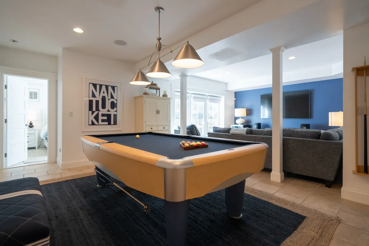 Custom home by Nantucket builders